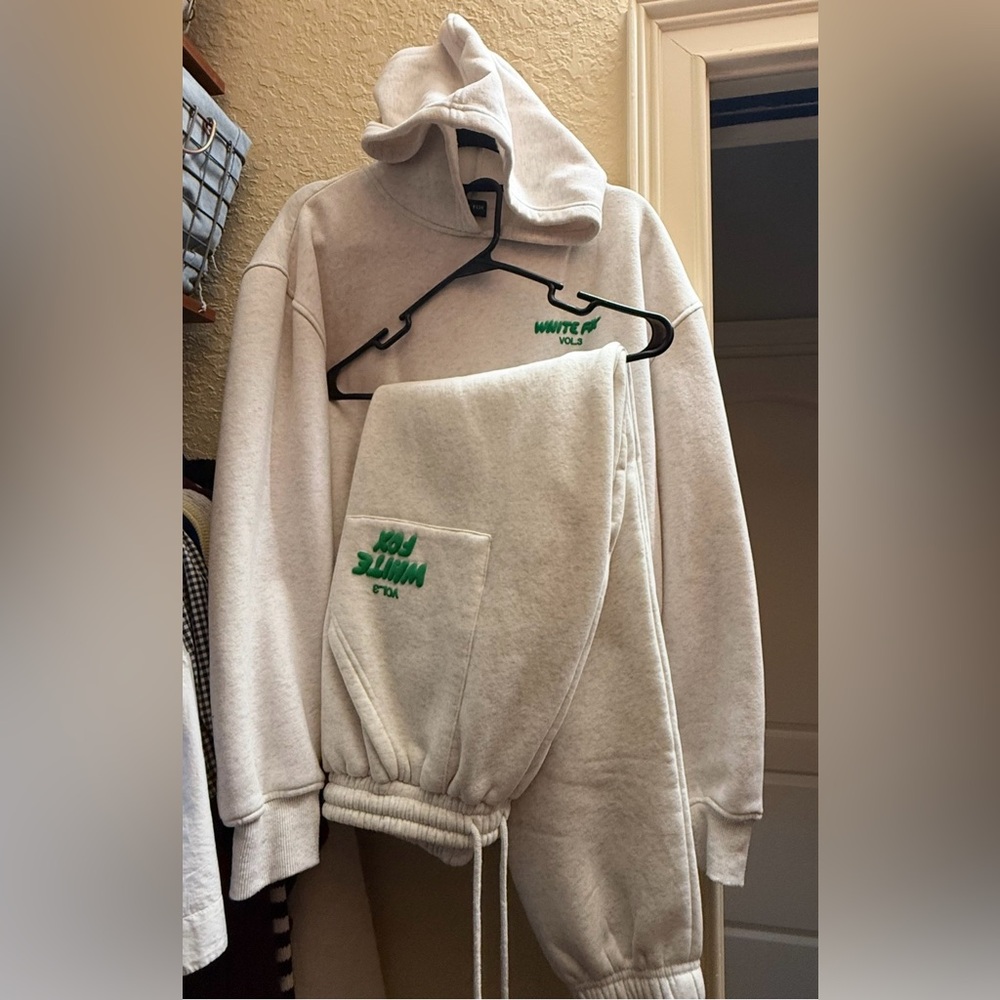 White Fox Boutique Offstage Hoodie Glacier Grey Hoodie and Joggers Set